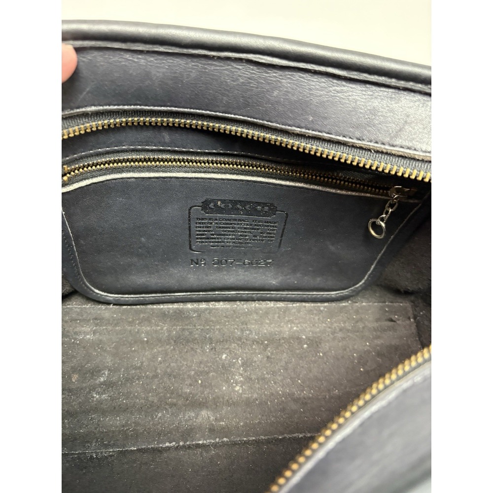 Vintage 80's Coach Swagger 9820 NYC Black Leather Crossbody‎ Shoulder Bag - Picture 10 of 15